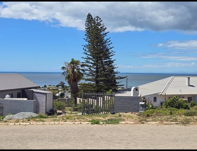 LAND FOR SALE IN DA GAMA BAY